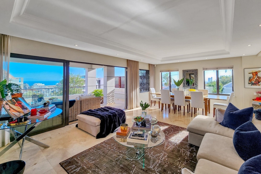 6 Bedroom Property for Sale in Fresnaye Western Cape